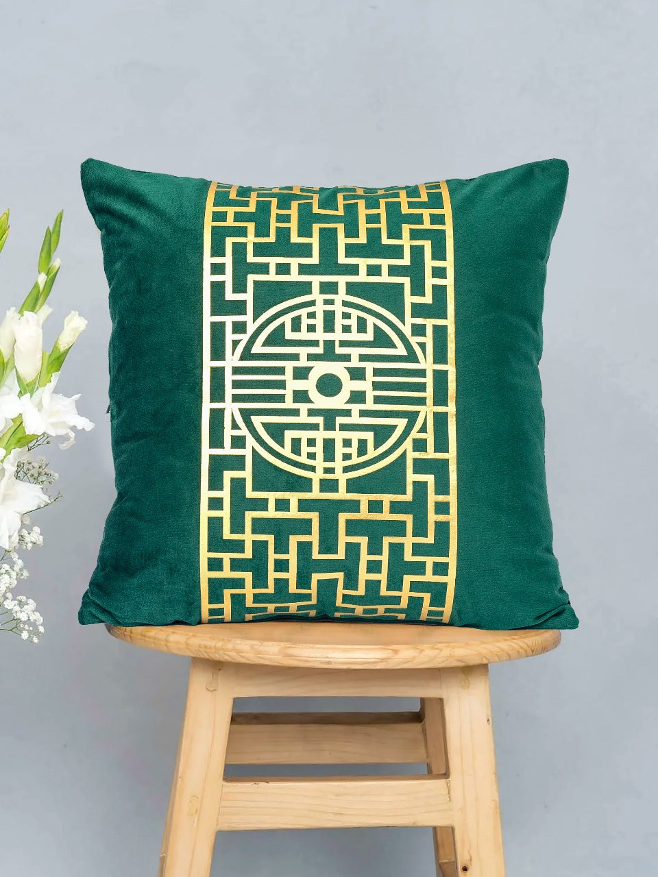 Premium Green Velvet Cushion - Luxury Home Decor